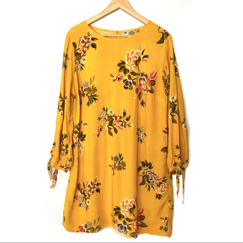 Old Navy Floral Tie Sleeve Shift Dress